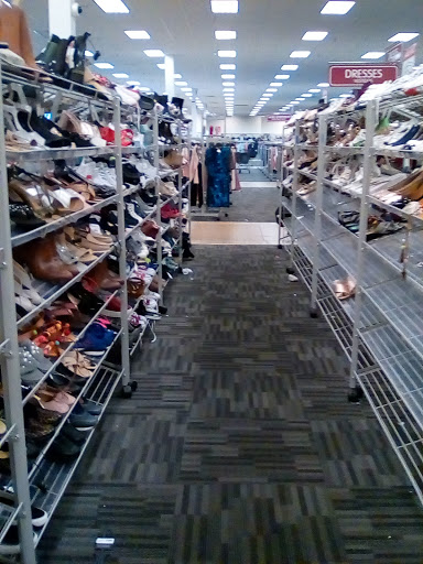 Clothing Store «Burlington Coat Factory», reviews and photos, 3702 E Hammer Ln, Stockton, CA 95212, USA