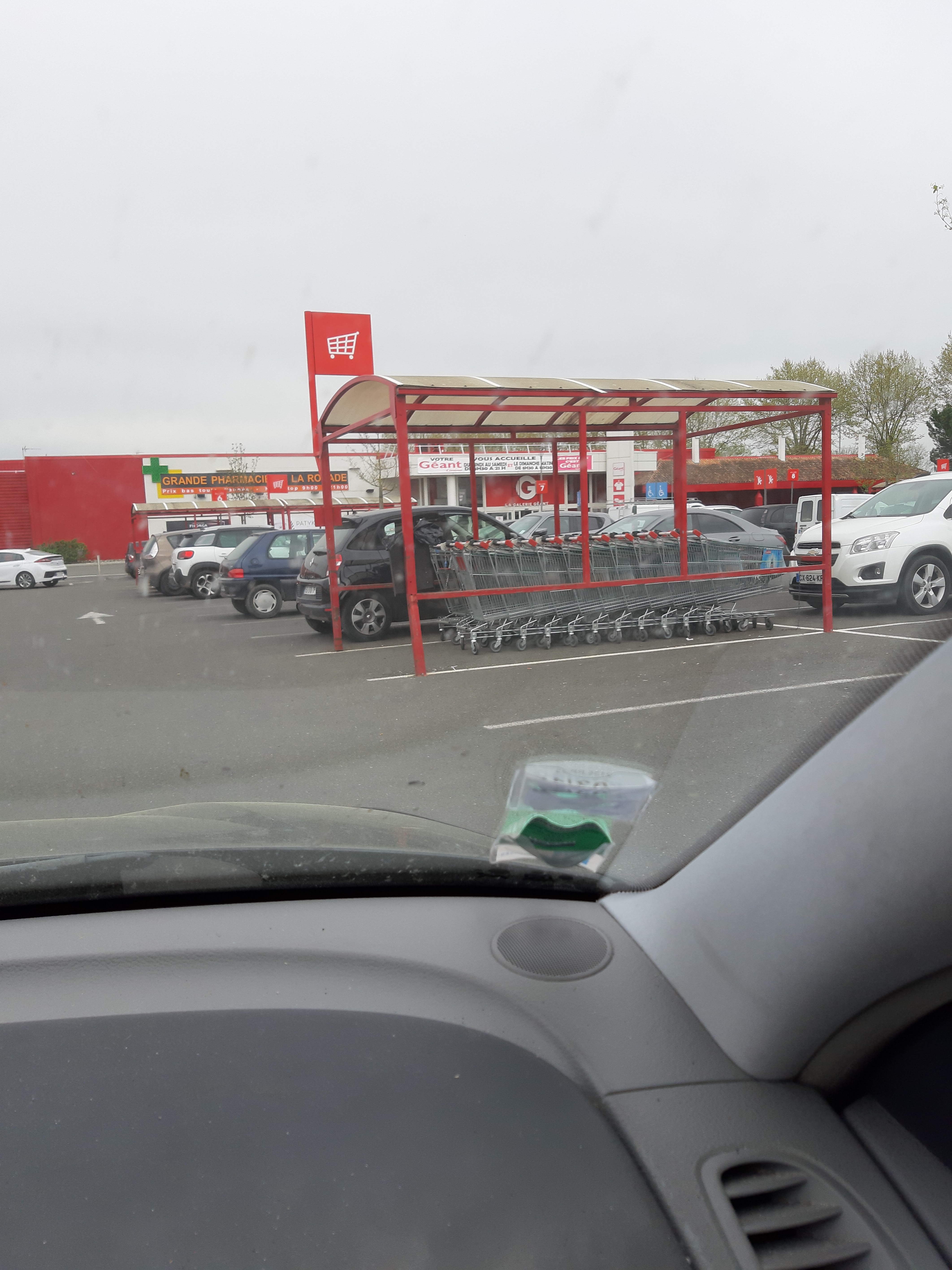 Photo n° 3 de l'avis de ROSS.O fait le 24/04/2019 à 21:18