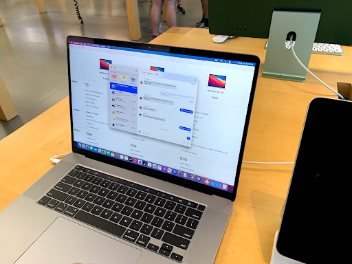 Computer Store «Apple Pasadena», reviews and photos, 54 W Colorado Blvd, Pasadena, CA 91105, USA