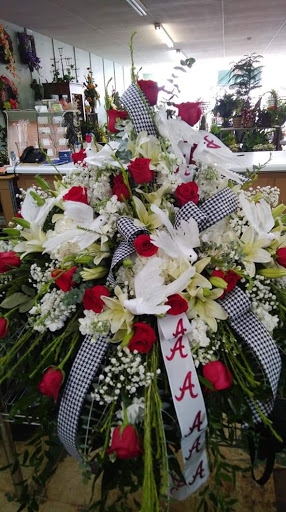Florist «Evans Florist», reviews and photos, 410 1st Ave E, Oneonta, AL 35121, USA