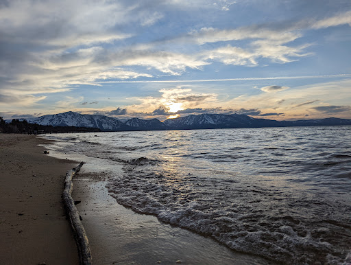 Tahoe Beach & Ski Club image