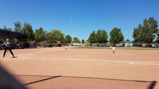 Park «Waddell Park», reviews and photos, 2940 Cottonwood Dr, Denver, CO 80221, USA