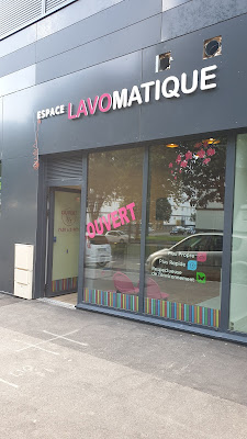 Espace lavomatique laverie à Brest