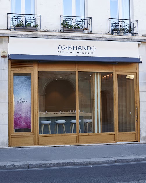 HANDO Parisian Handroll à Paris