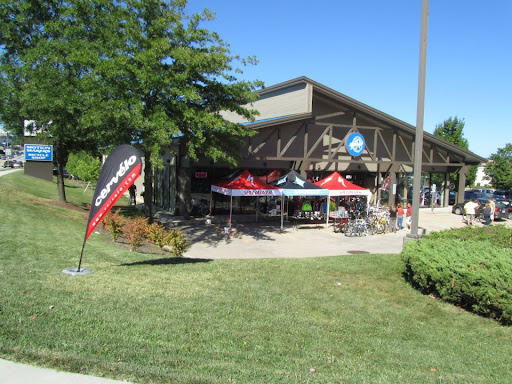 Sporting Goods Store «Motion Makers Bicycle Shop», reviews and photos, 878 Brevard Rd, Asheville, NC 28806, USA