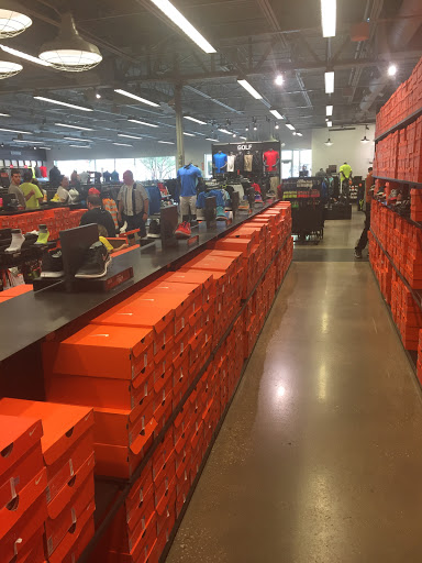 Clothing Store «Nike Factory Store», reviews and photos, 4401 N Interstate Hwy 35 #399, Round Rock, TX 78664, USA