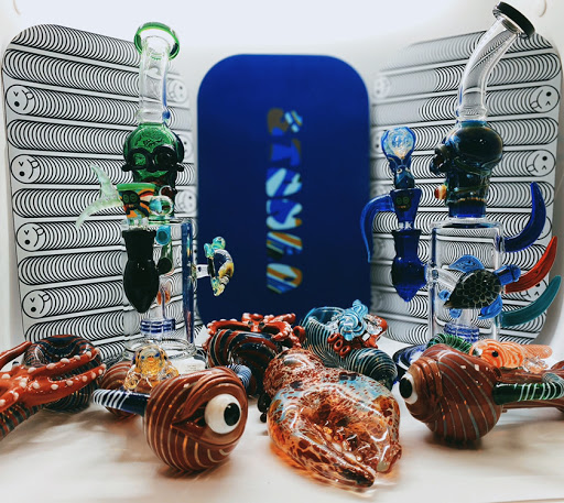 Tobacco Shop «Xpress Smoke Shop, Vape Shop, & Hookahs! FM 1960», reviews and photos, 9573 Farm to Market 1960 Rd W b, Houston, TX 77064, USA