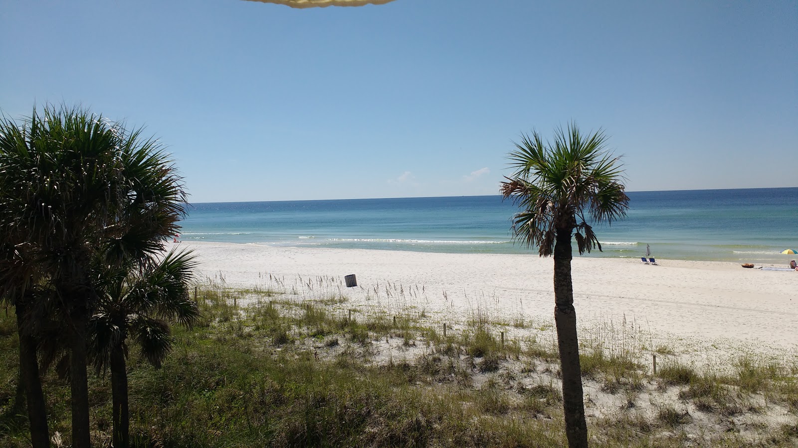 Foto av Carillon Beach med hög nivå av renlighet