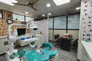 Aura Dental Care image