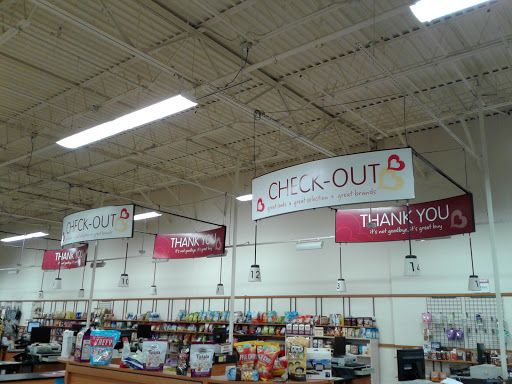 Clothing Store «Burlington Coat Factory», reviews and photos, 6900 Chestnut St, Gilroy, CA 95020, USA