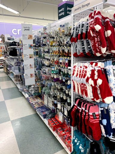 Fabric Store «Jo-Ann Fabrics and Crafts», reviews and photos, 354 Cox Creek Pkwy, Florence, AL 35630, USA