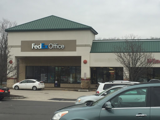 Print Shop «FedEx Office Print & Ship Center», reviews and photos, 1033 Easton Rd, Willow Grove, PA 19090, USA