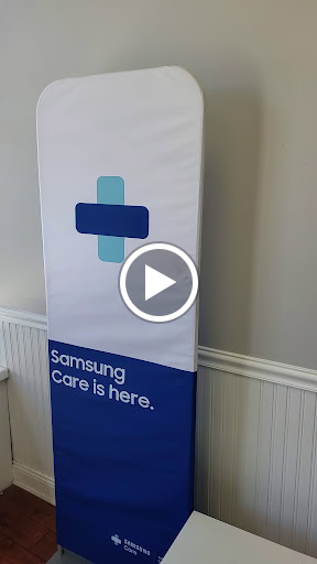 Electronics Repair Shop «uBreakiFix», reviews and photos, 44 N Village Ave, Rockville Centre, NY 11570, USA