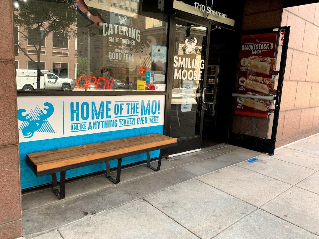 Smiling Moose - Uptown