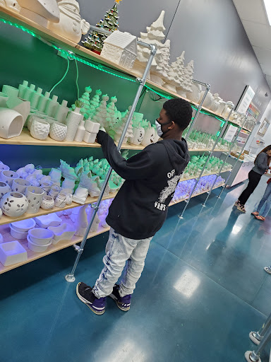 Shopping Mall «The Westover Gallery of Shops», reviews and photos, 1420 Westover Terrace, Greensboro, NC 27408, USA