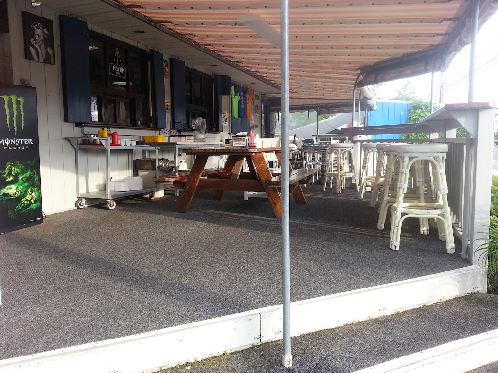 Sharky's Grill & BBQ 19971