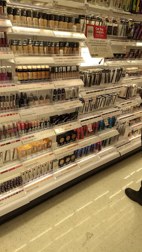 Department Store «Target», reviews and photos, 1400 E Lake Cook Rd, Wheeling, IL 60090, USA