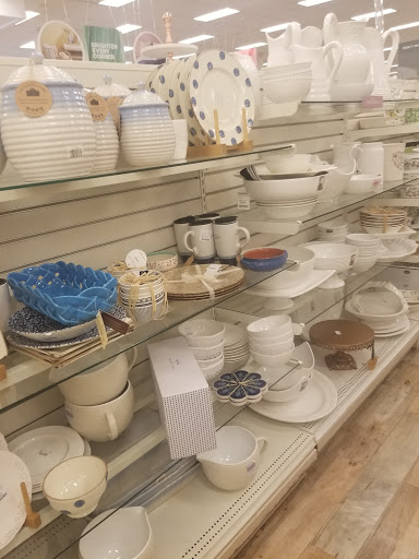 Department Store «Marshalls and HomeGoods», reviews and photos, 265 S Broadway, Salem, NH 03079, USA