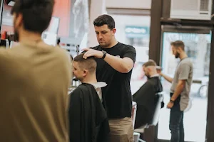 Barber's Den image