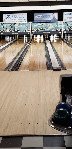Bowling Alley «Holly Lanes», reviews and photos, 2430 Grange Hall Rd, Fenton, MI 48430, USA