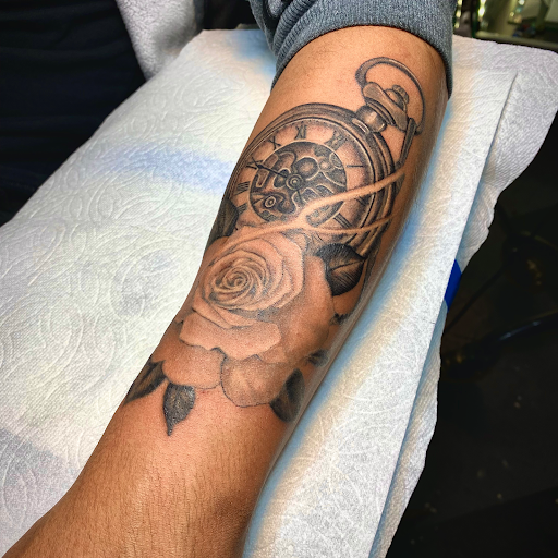 Tattoo Shop «Pare Eddie Tattoo & Piercing Salon», reviews and photos, 14181 Newport Ave e, Tustin, CA 92780, USA