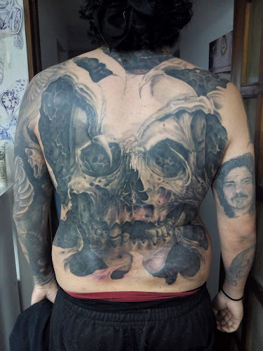 Familia Unida Tattoo - Estudio de tatuajes