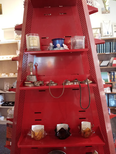 Book Store «Mountain Top Book Store», reviews and photos, 6967 Salem Ave, Clayton, OH 45315, USA