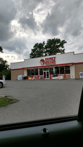 Dollar Store «FAMILY DOLLAR», reviews and photos, 203 E Main St, Warsaw, KY 41095, USA