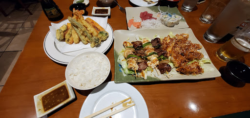 Shopping Mall «Clayton Valley Shopping Center», reviews and photos, 5424 Ygnacio Valley Rd, Concord, CA 94521, USA