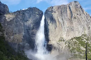 Upper Yosemite Falls Trail image