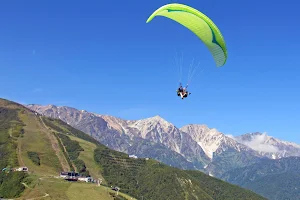 Skyblue Happo-one Paraglider School image