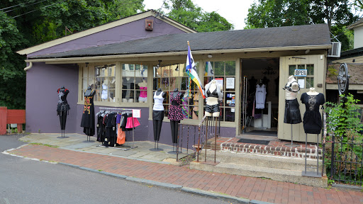 Le Chateau Exotique Ltd, 27 W Mechanic St # A, New Hope, PA 18938, USA, 