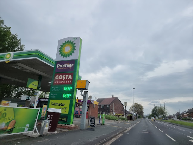 Reviews of BP Mossfield Service Station in Stoke-on-Trent - Gas station