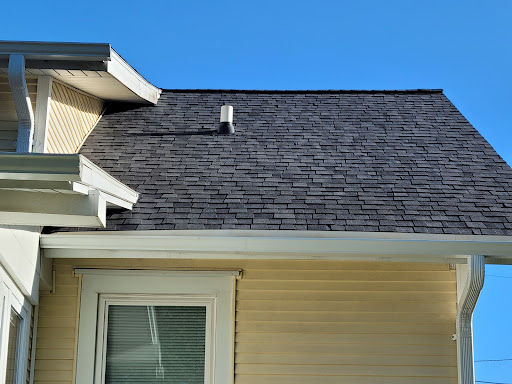 Roofing Contractor «Smart Roofing & Sheet Metal», reviews and photos, 4985 S Sunny Slope Rd, New Berlin, WI 53151, USA