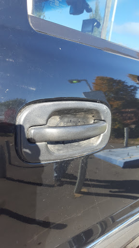 Car Wash «Blue Dolphin Car Wash & Express Detail», reviews and photos, 701 Deborah Rd # A, Newberg, OR 97132, USA