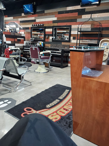 Barber Shop «Legends Barber Shop», reviews and photos, 6827 E Harry St, Wichita, KS 67207, USA