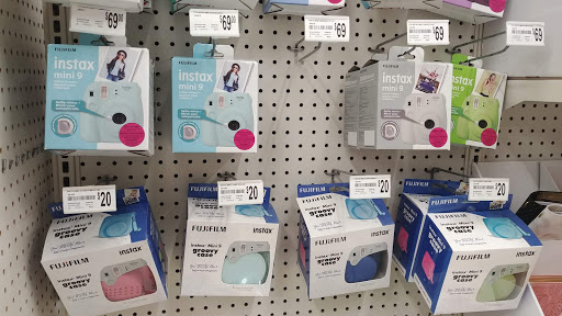 Craft Store «Michaels», reviews and photos, 3630 Peachtree Pkwy Ste 400, Suwanee, GA 30024, USA