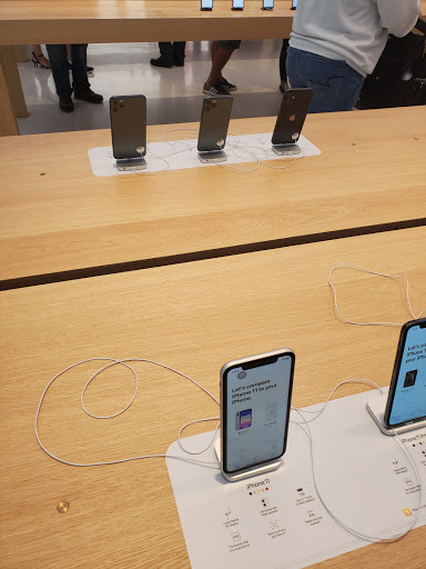 Computer Store «Apple Mall of America», reviews and photos, 132 South Avenue, Bloomington, MN 55425, USA