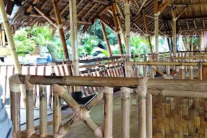 Saung Empang image