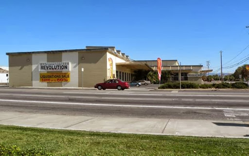 Furniture Revolution, 6980 Monterey Rd, Gilroy, CA 95020, USA, 