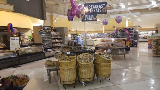 Grocery Store «Giant Food Stores», reviews and photos, 4855 West Chester Pike, Newtown Square, PA 19073, USA