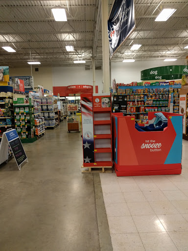 Pet Supply Store «PetSmart», reviews and photos, 1010 E Lancaster Ave, Downingtown, PA 19335, USA