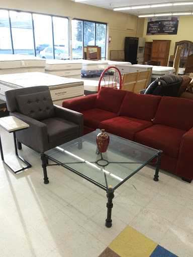 Thrift Store «TC Resale & Donation Thrift Store», reviews and photos, 5050 SE 82nd Ave, Portland, OR 97266, USA