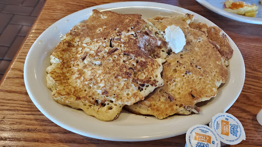 American Restaurant «Cracker Barrel Old Country Store», reviews and photos, 550 Co Rd 117, Buda, TX 78610, USA