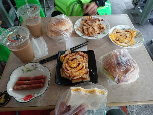台中市北區美食 阿如早餐 網友評價 菜單 推薦餐點 食記 外送優惠 飢餓黑熊app