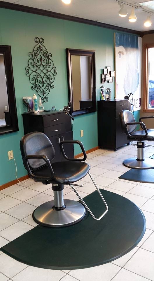 Beauty Hutch & Tanning Loft 61270