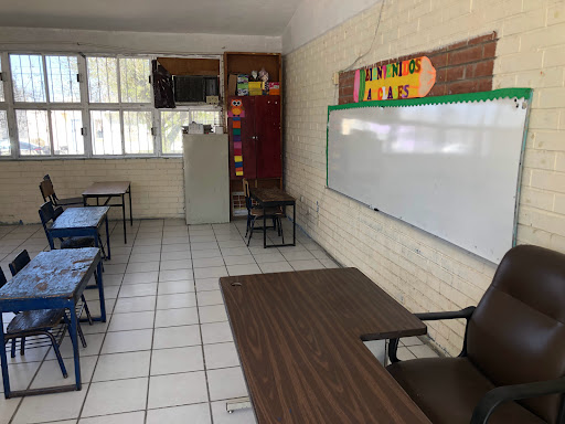 Escuela Primaria Niños Héroes en Ciudad Acuña