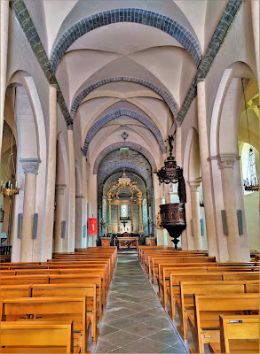 Ancienne abbaye Notre-Dame de l'Assomption à Montsalvy à Montsalvy