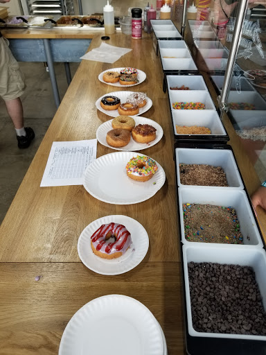 Donut Shop «The Donut Experiment Clearwater Beach», reviews and photos, 674 S Gulfview Blvd, Clearwater Beach, FL 33767, USA