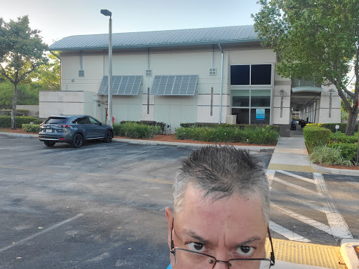 Barber Shop «Ben & Johnny’s Barbershop», reviews and photos, 183 NW 136th Ave, Sunrise, FL 33325, USA